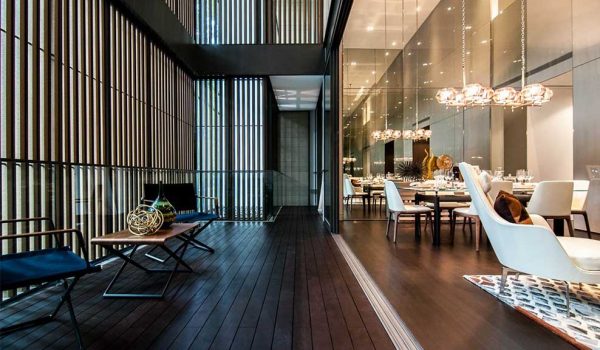 Lloyd Sixtyfive balcony